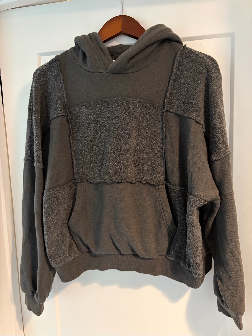 Aerie Cozy Patchwork Hooded Sweatshirt - Charcoal Gray. Size S